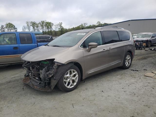 Vin: 2c4rc1eg3jr132641, lot: 51696475, chrysler pacifica touring l plus 2018 img_1