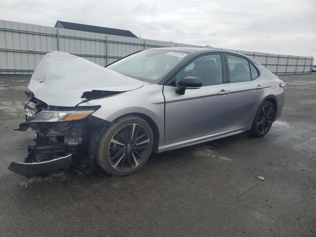 TOYOTA CAMRY XSE