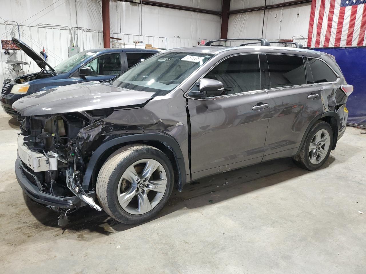 TOYOTA HIGHLANDER LIMITED