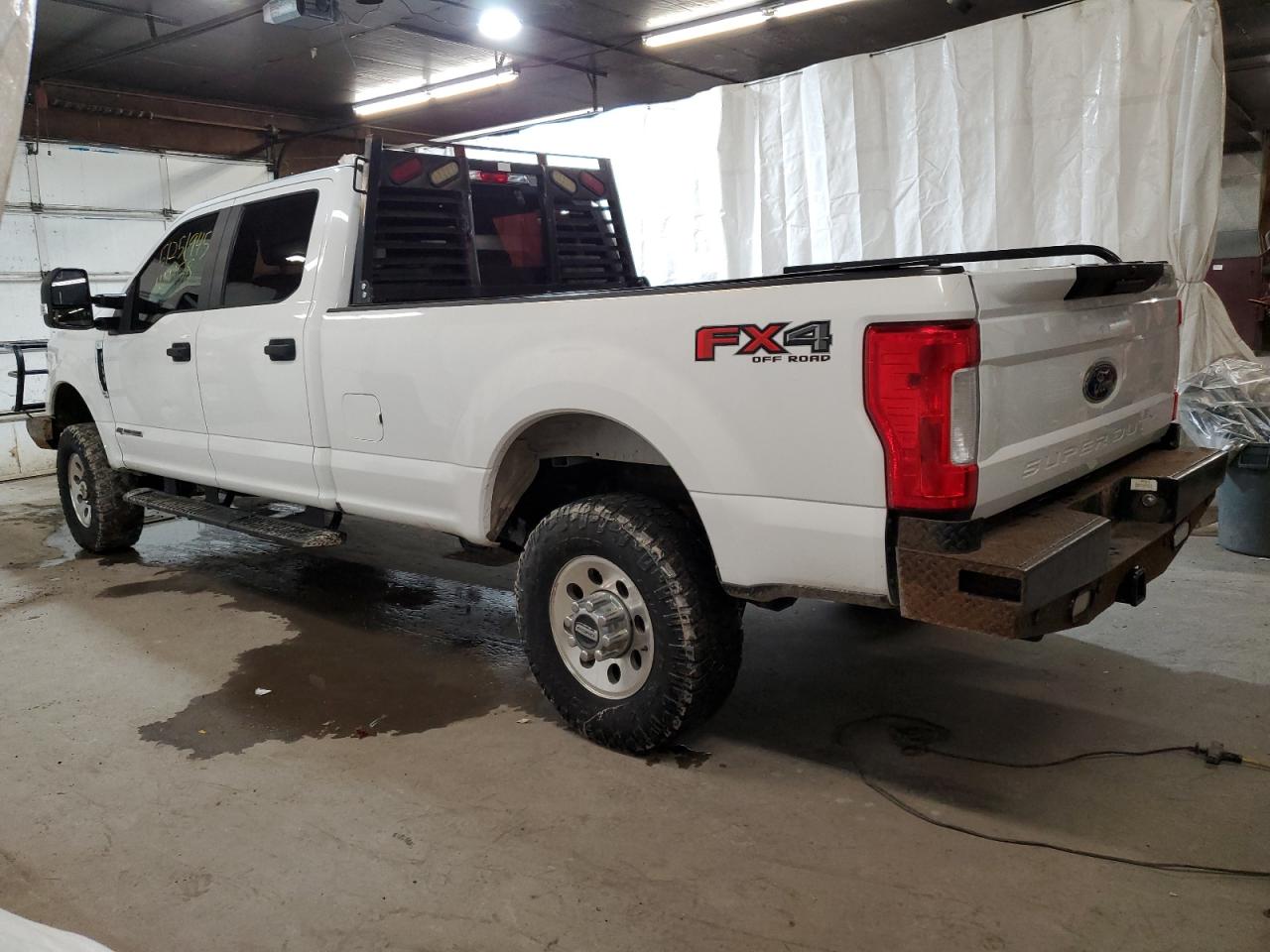 FORD F-350 SUPER DUTY