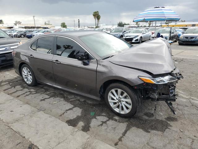 Vin: 4t1c11akxnu651745, lot: 51493865, toyota camry le 20224