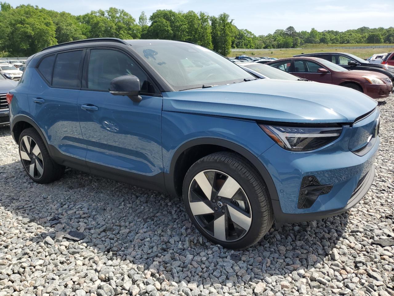 VOLVO XC40 RECHARGE PLUS