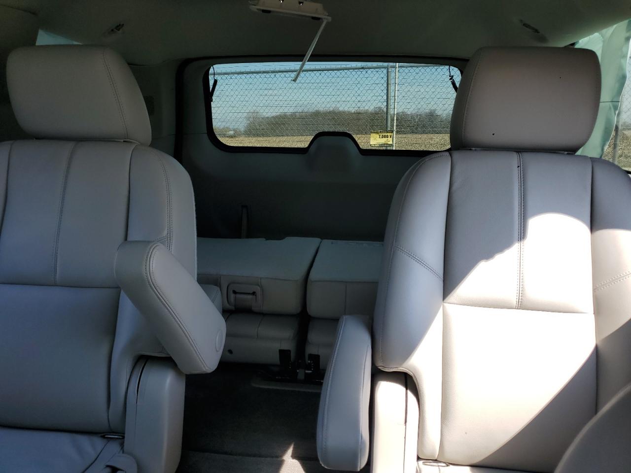 CHEVROLET TAHOE C1500 LT