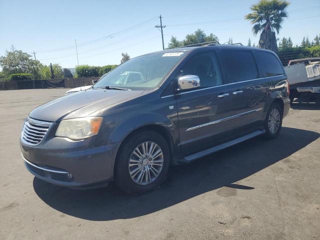 CHRYSLER TOWN & COUNTRY TOURING L