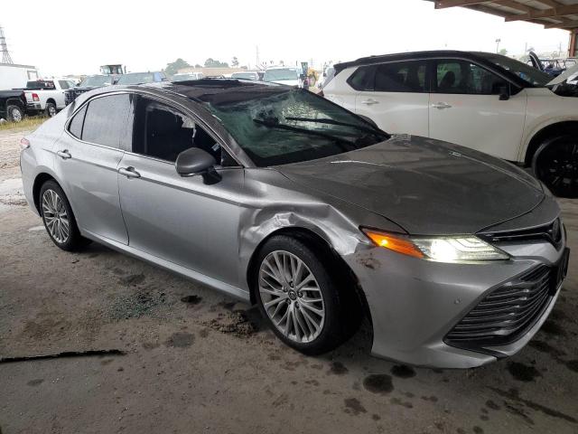 2018 TOYOTA CAMRY L - 4T1B11HK6JU062381