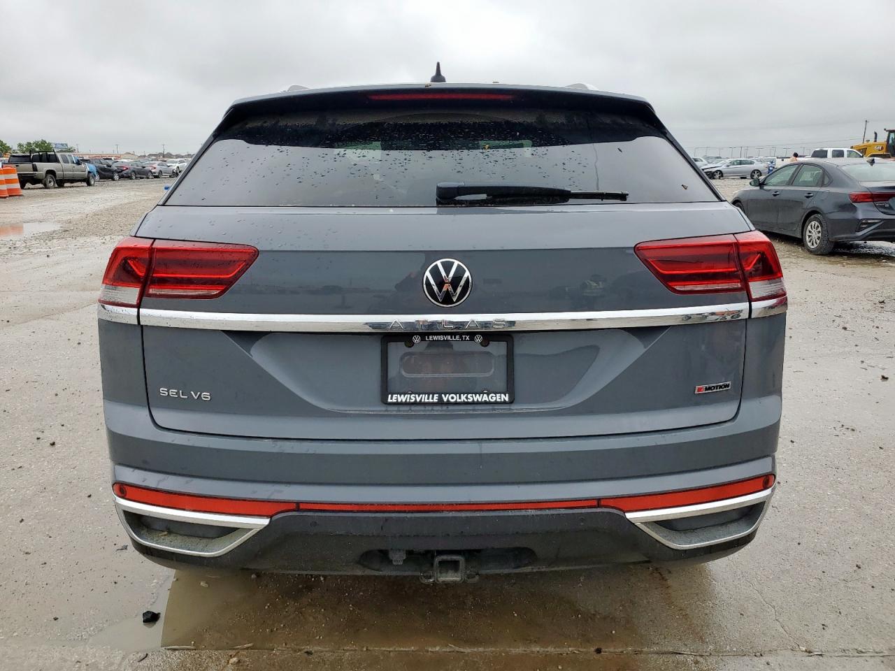 Volkswagen Atlas cros 2021