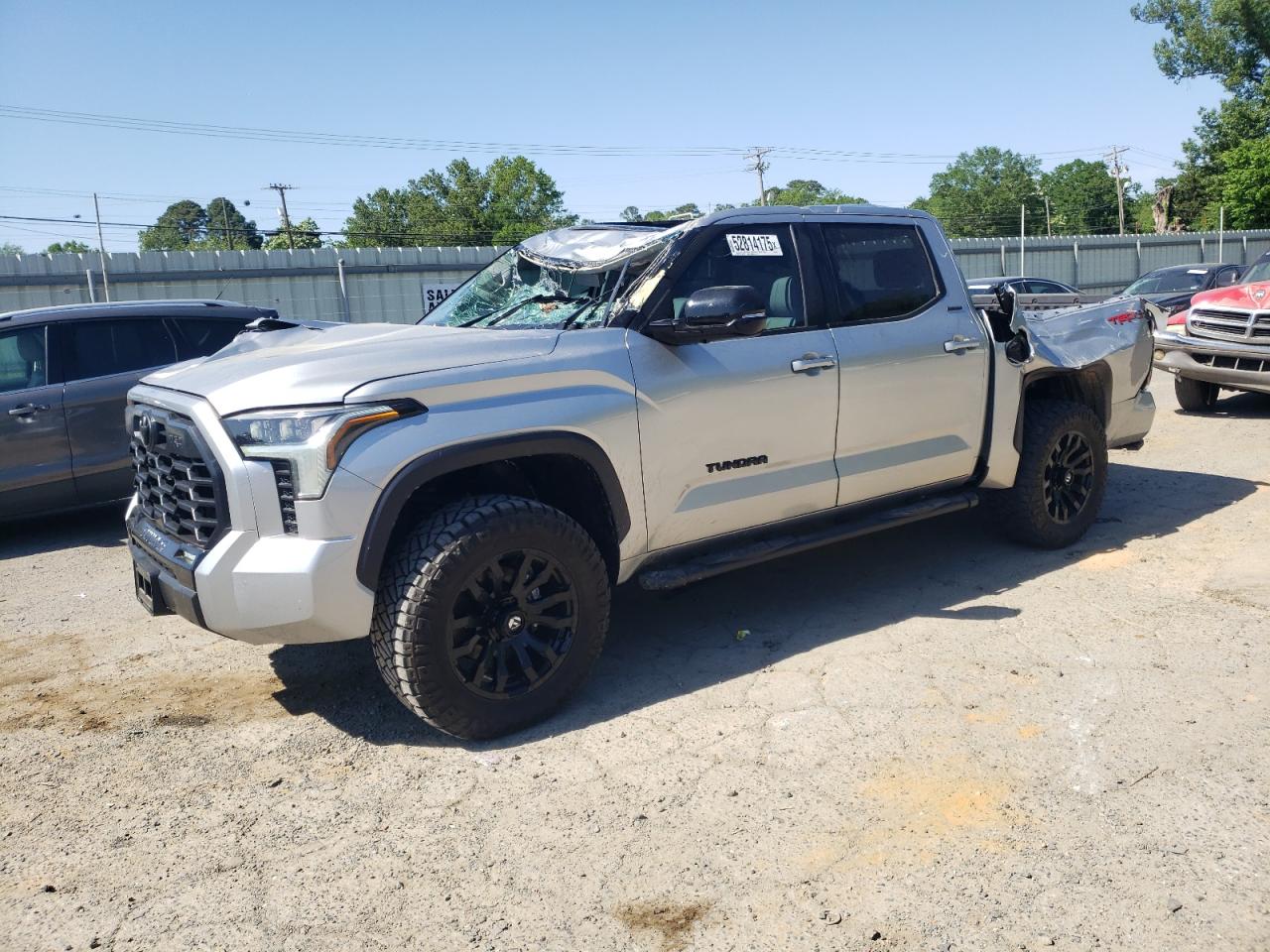 TOYOTA TUNDRA CREWMAX LIMITED