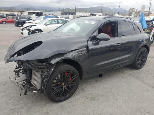 PORSCHE MACAN GTS