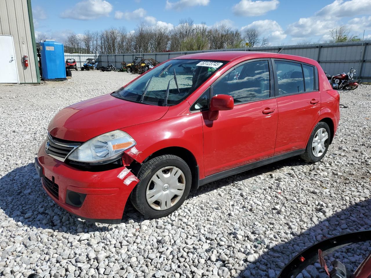 NISSAN VERSA S