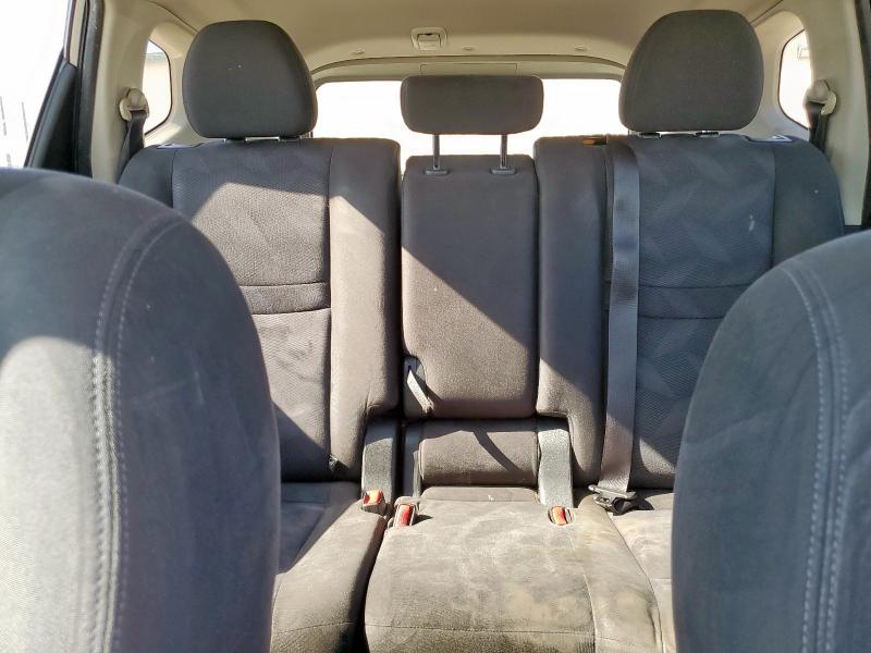 2015 NISSAN ROGUE S - KNMAT2MT2FP567077