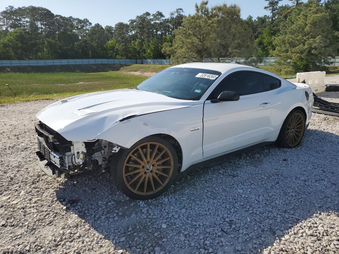FORD MUSTANG GT