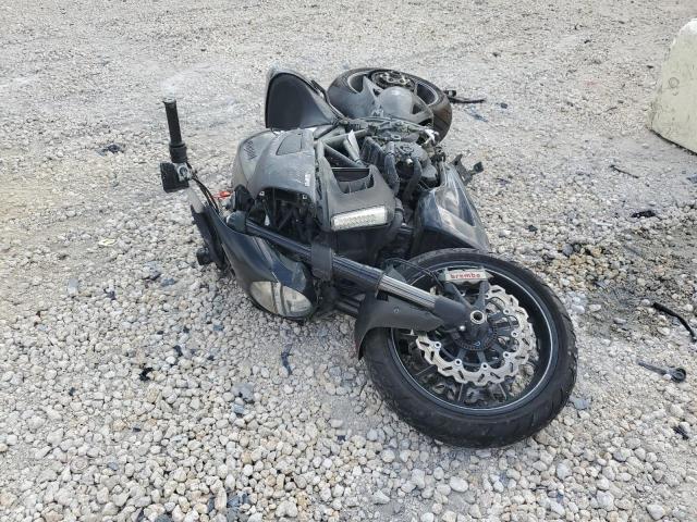 2011 DUCATI MOTORCYCLE ZDM13BLW1BB001113