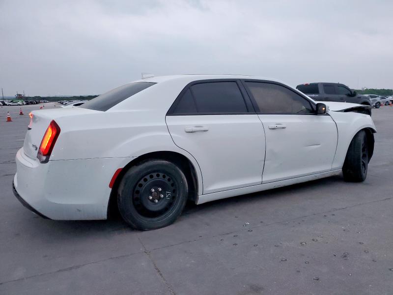 CHRYSLER 300 S 2015 white sedan 4d flexible fuel 2C3CCABGXFH853776 photo #4