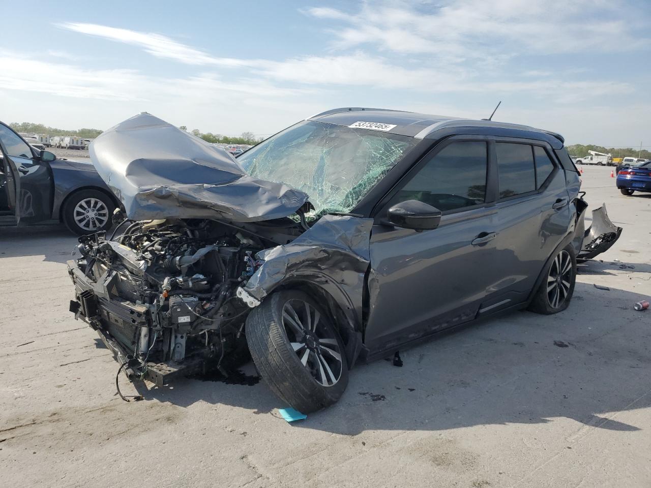 NISSAN KICKS SR