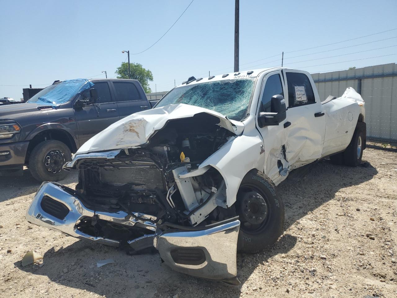 RAM 3500 TRADESMAN