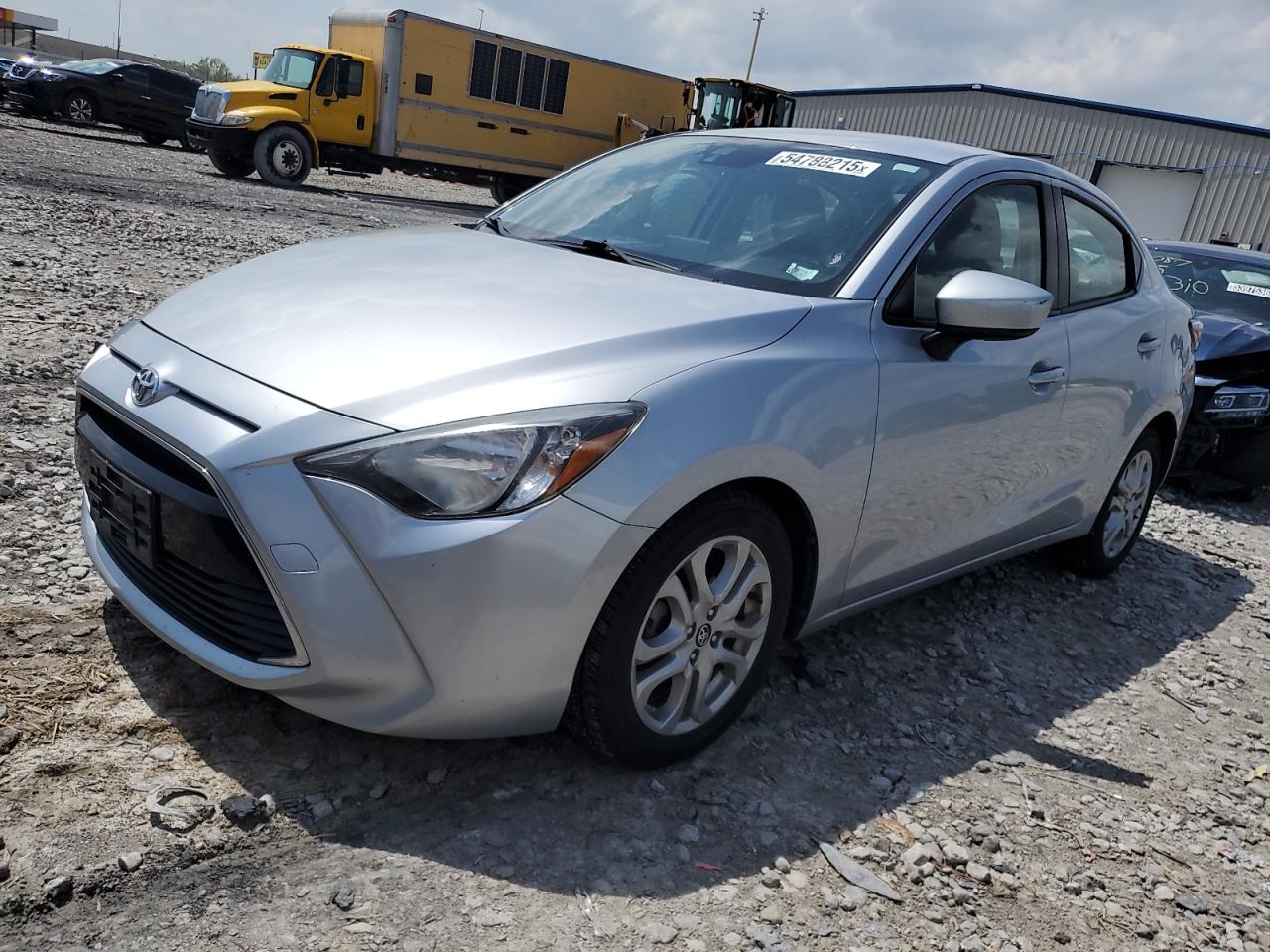 TOYOTA YARIS IA