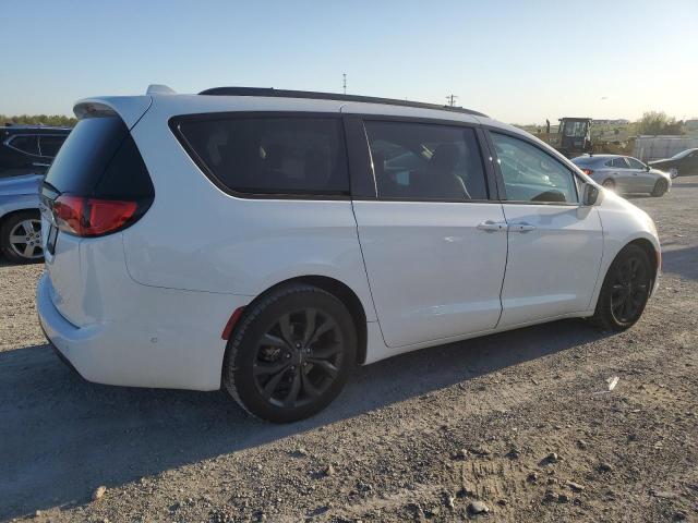 Vin: 2c4rc1eg9lr100733, lot: 53061005, chrysler pacifica touring l plus 20203