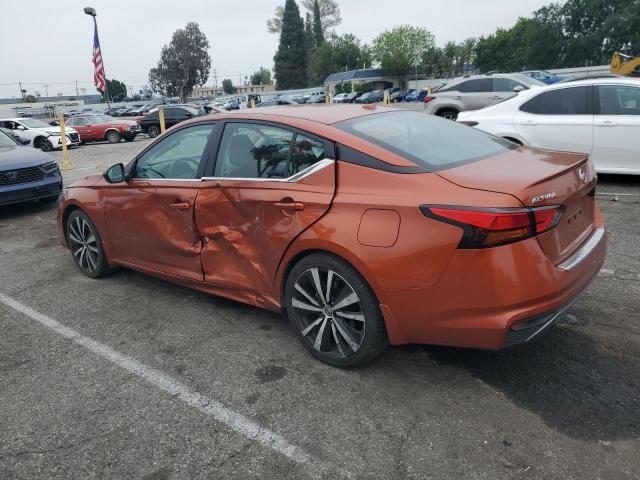 NISSAN ALTIMA SR 2019 orange  gas 1N4BL4CV4KC207450 photo #3