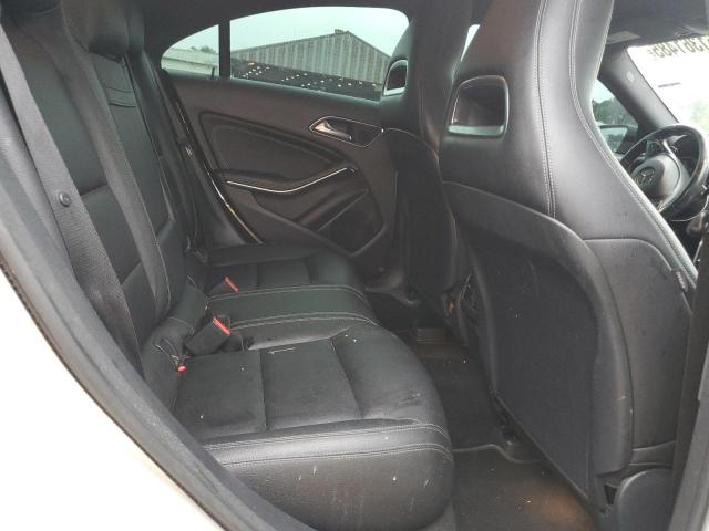 2018 MERCEDES-BENZ CLA 250 - WDDSJ4EB9JN589809