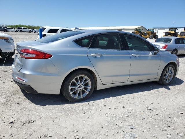 Vin: 3fa6p0hd2lr184283, lot: 51736505, ford fusion se 20203