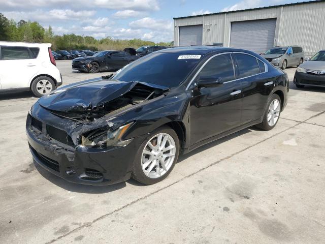 NISSAN MAXIMA S