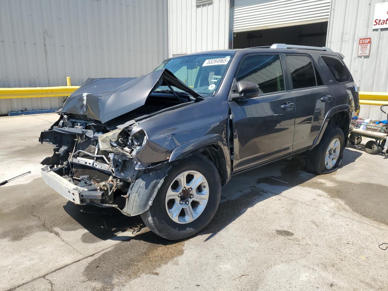 TOYOTA 4RUNNER SR5