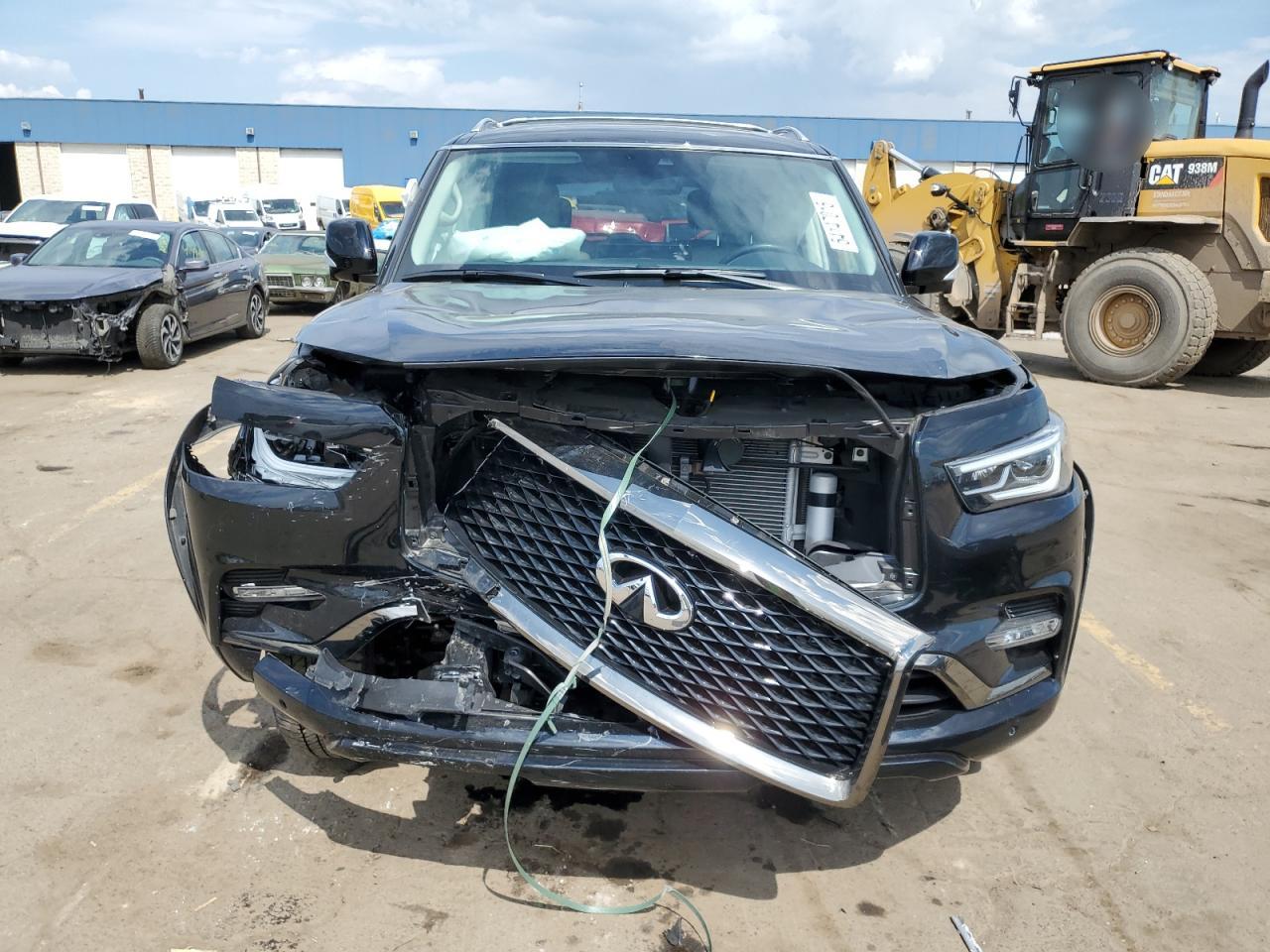 INFINITI QX80 2024