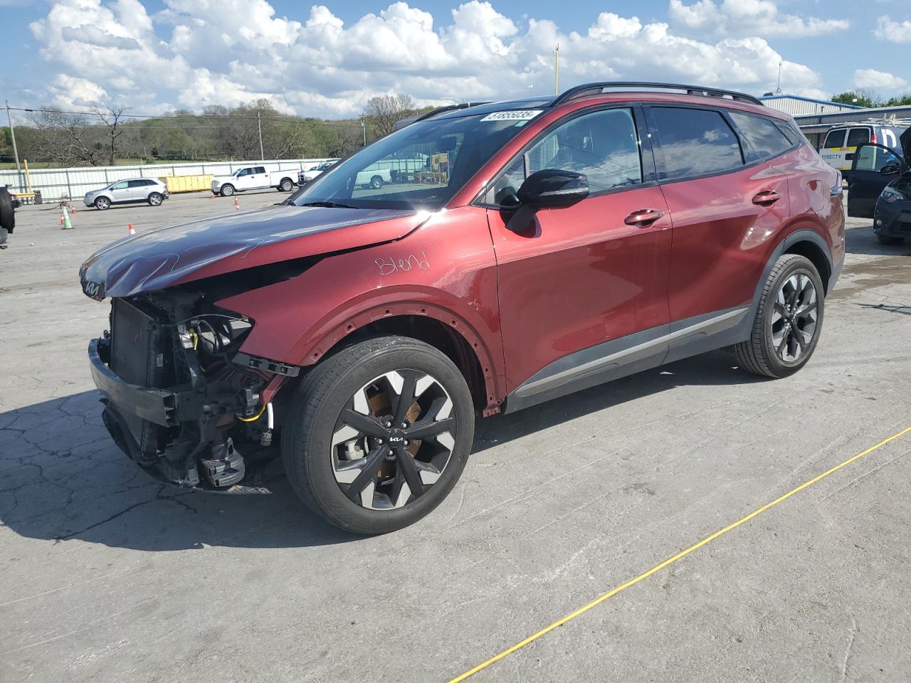 KIA SPORTAGE X LINE