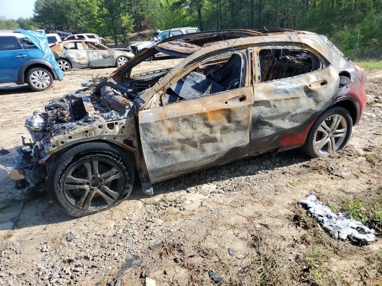 MERCEDES-BENZ GLA-CLASS 250 4MATIC