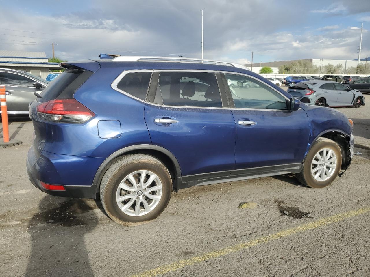 Nissan Rogue s 2018