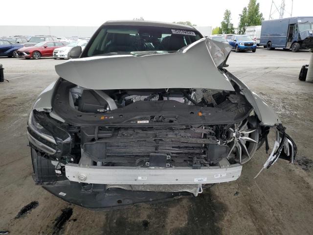 2025 GENESIS G70 BASE - KMTG34SC6SU150874