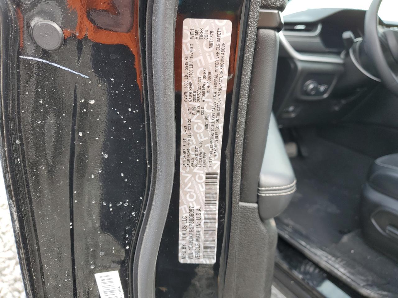 JEEP GRAND CHEROKEE L LAREDO