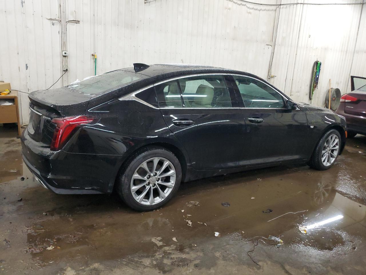 CADILLAC CT5 PREMIUM LUXURY
