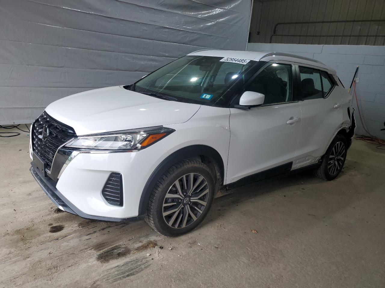 NISSAN KICKS SV