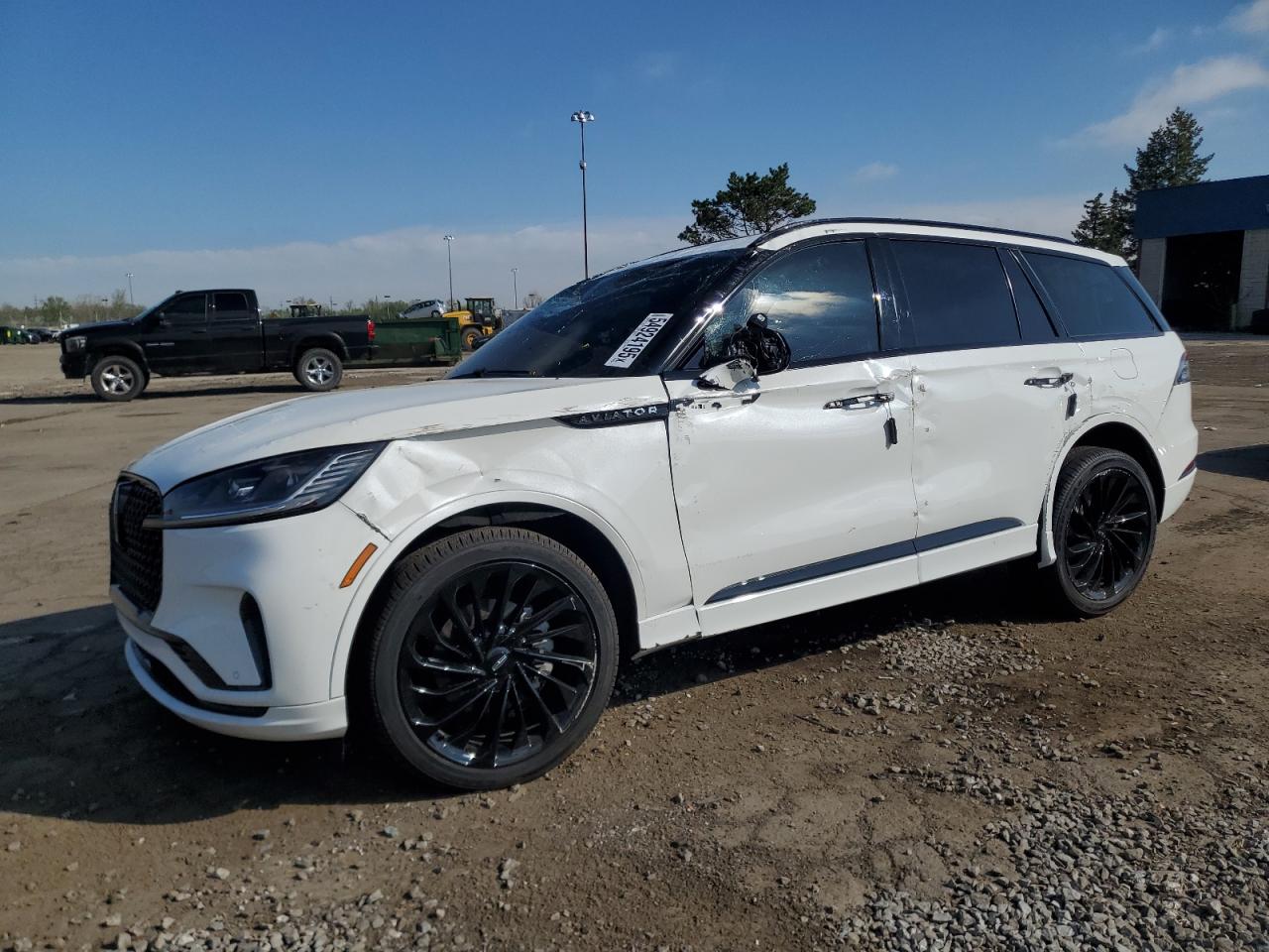 LINCOLN AVIATOR RESERVE