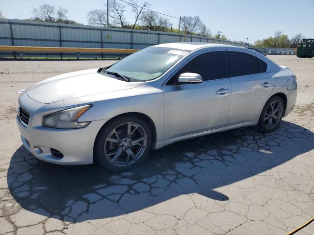 NISSAN MAXIMA S