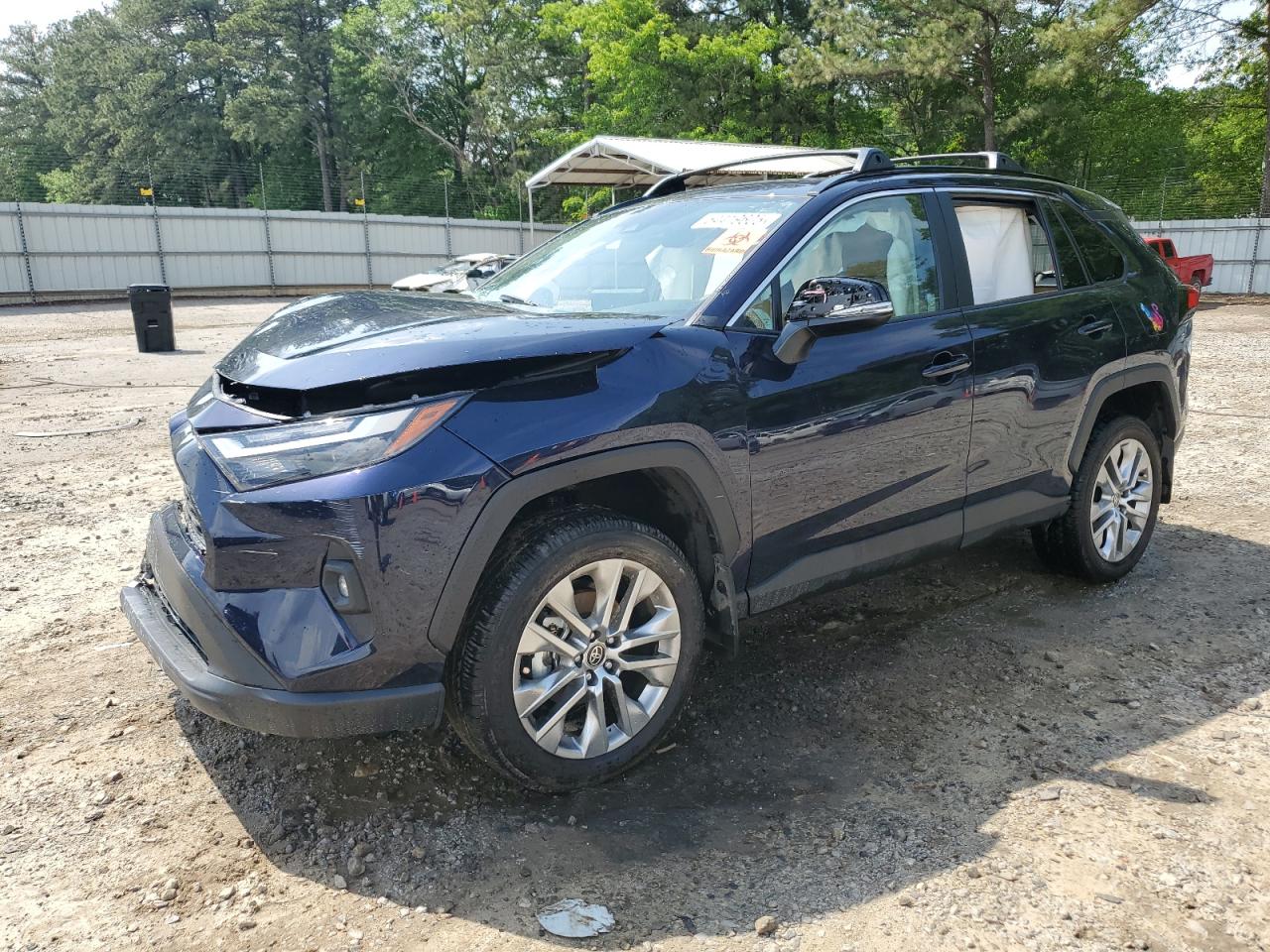 TOYOTA RAV4 XLE PREMIUM