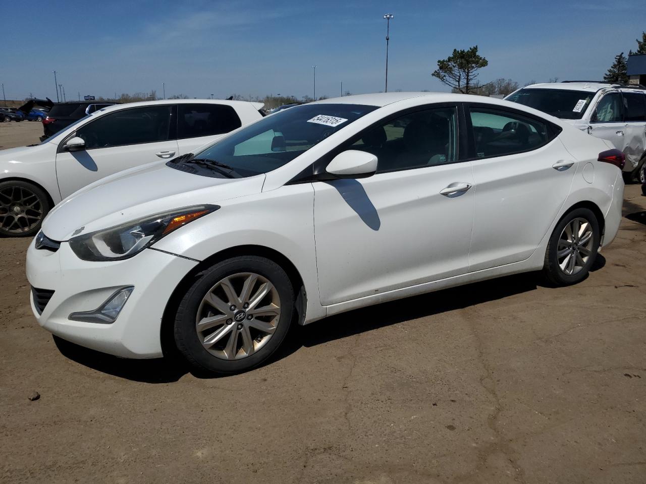 HYUNDAI ELANTRA SE