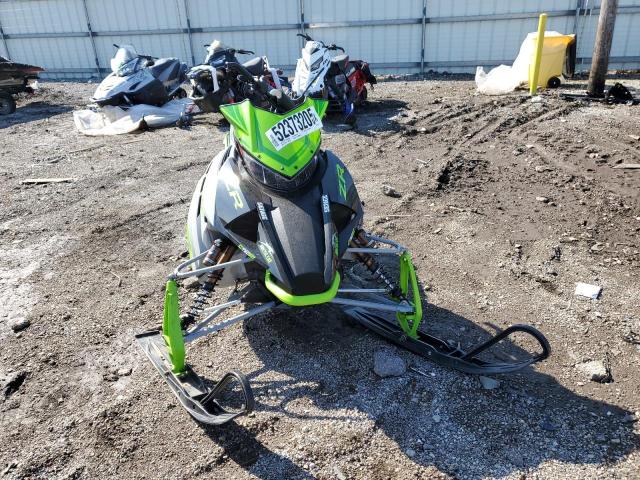 ARCTIC CAT SNOWMOBILE 2018 green   4UF18SNW0JT116197 photo #3