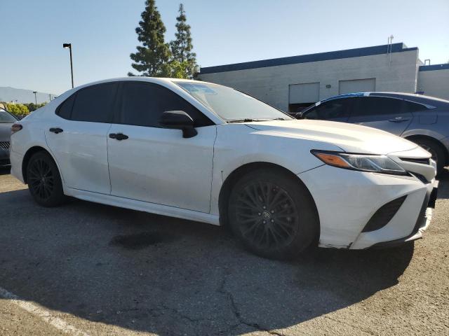 Vin: 4t1g11akxlu394911, lot: 52599595, toyota camry se 20204