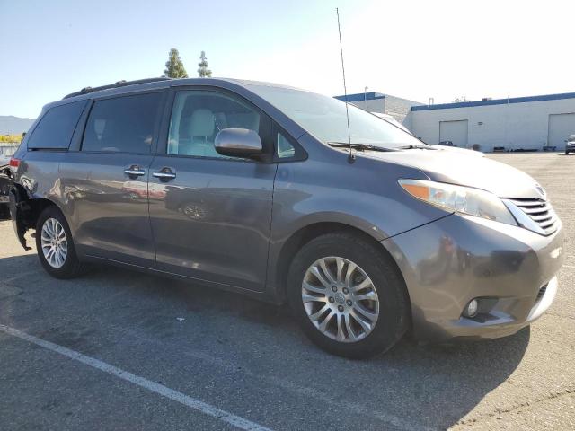 Vin: 5tdyk3dc8ds323329, lot: 51957005, toyota all models xle 20134