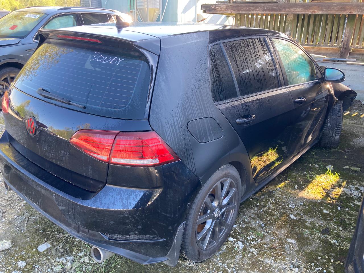 VOLKSWAGEN GOLF GTI S