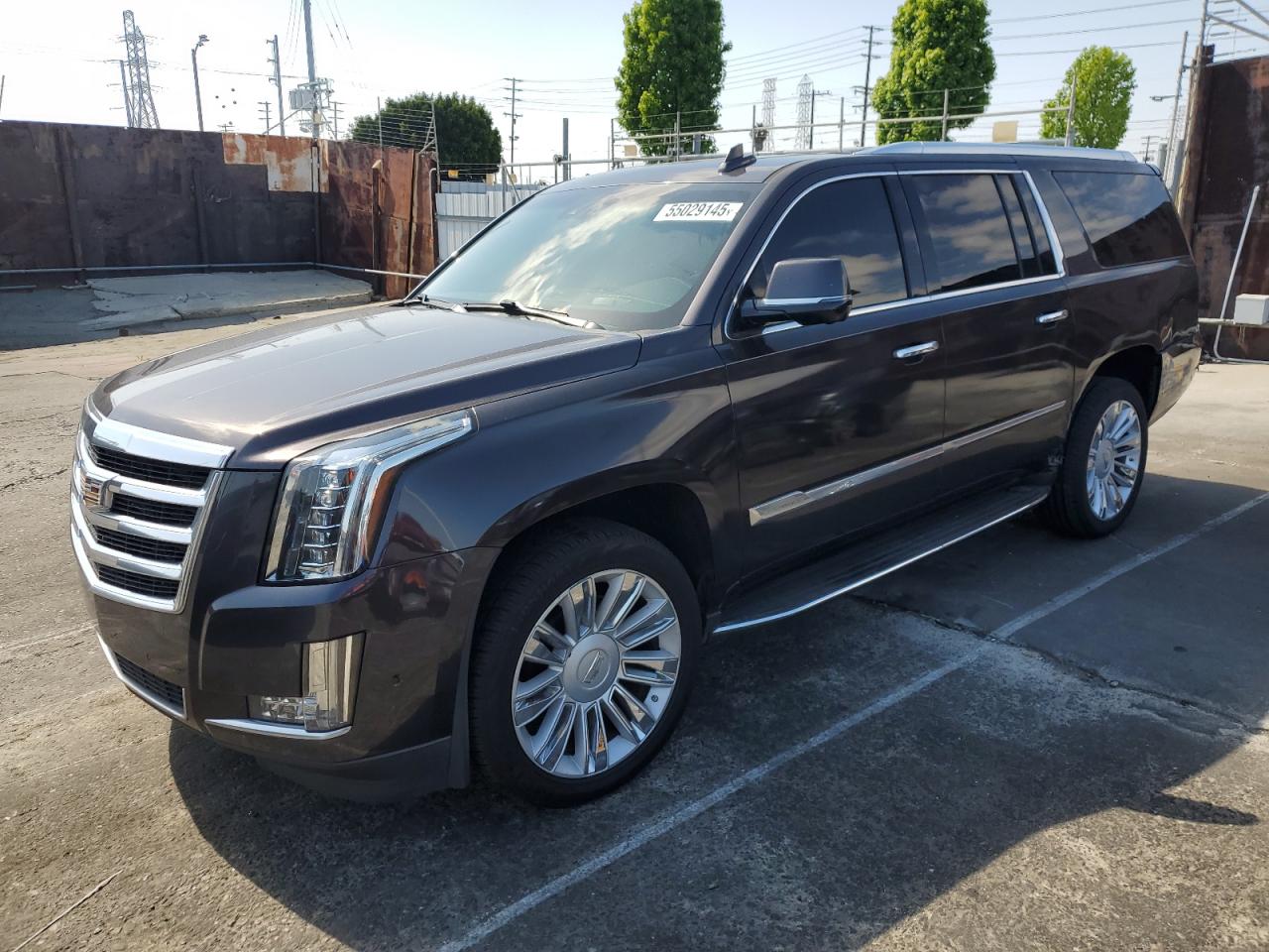 CADILLAC ESCALADE ESV LUXURY