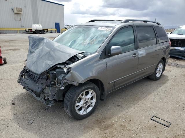 TOYOTA SIENNA XLE