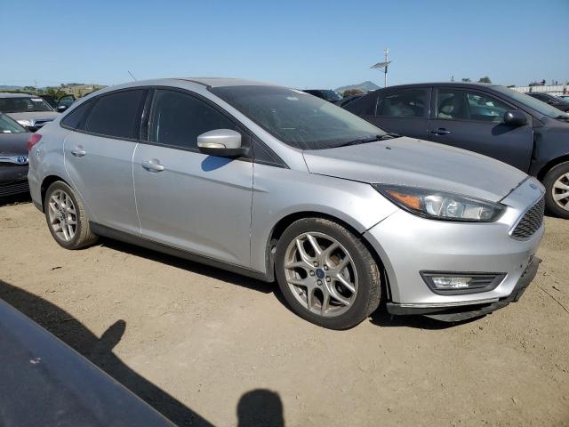 Vin: 1fadp3f24fl326906, lot: 53133235, ford focus se 20154