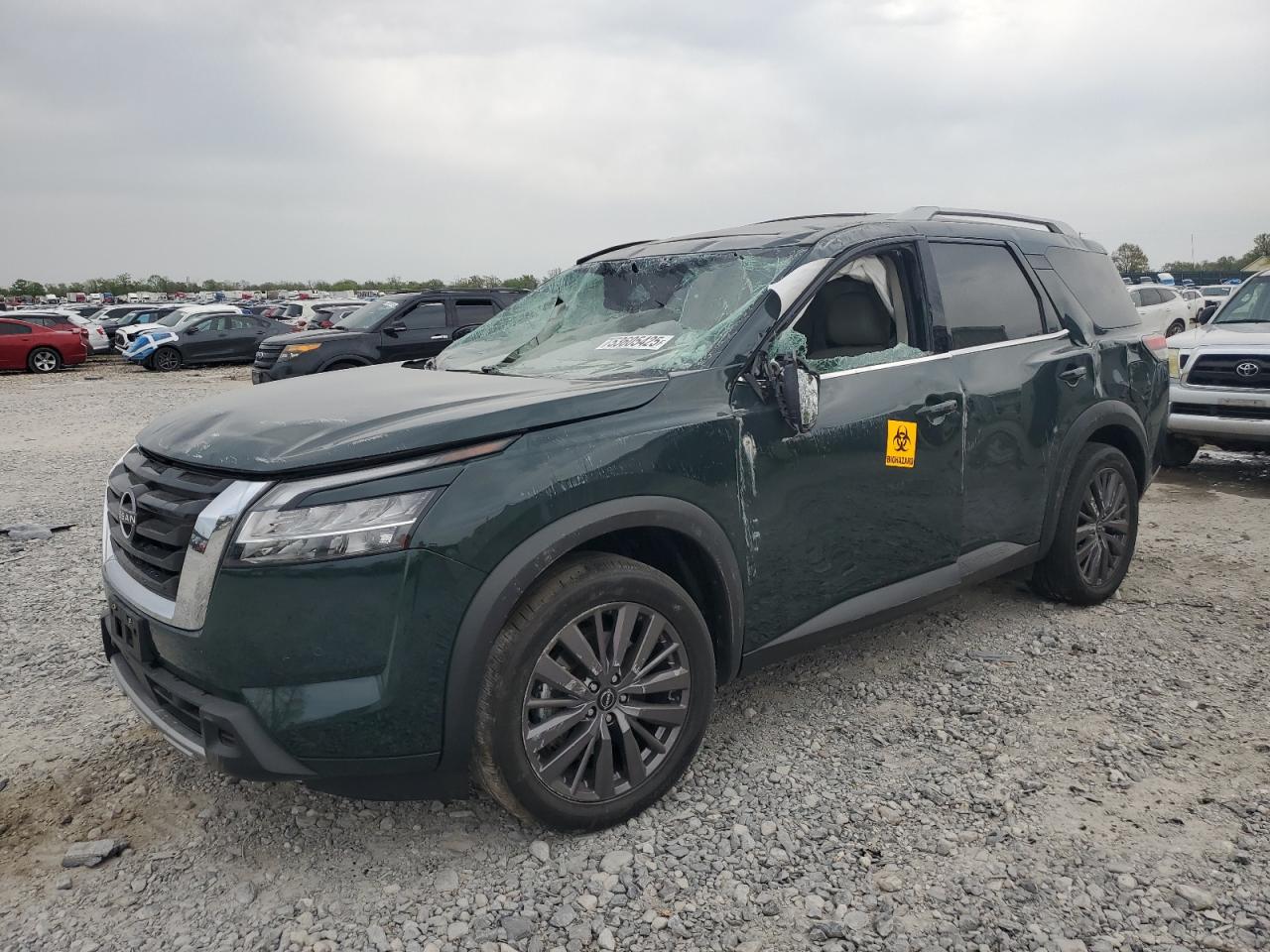 NISSAN PATHFINDER SL