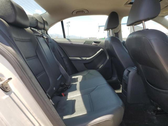 2016 VOLKSWAGEN JETTA SE - 3VWD67AJ2GM316567