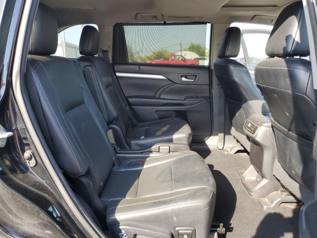 TOYOTA HIGHLANDER XLE