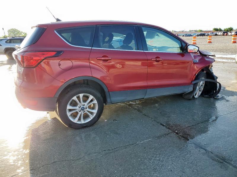 Vin: 1fmcu0gd3kua71131, lot: 54274815, ford escape se 20193