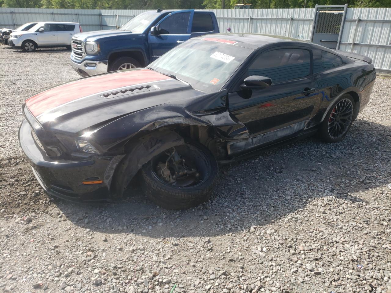 FORD MUSTANG GT